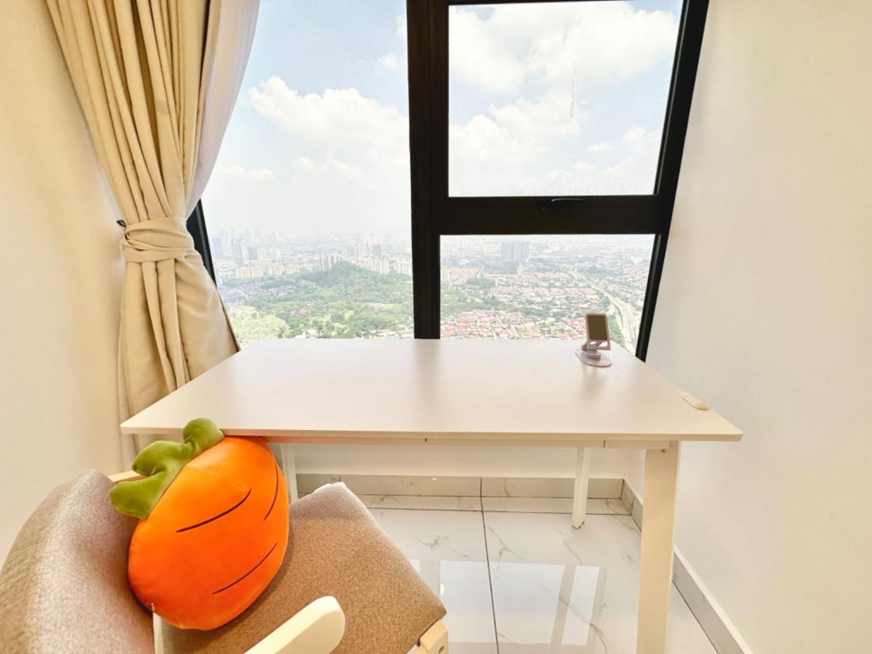 Arte Cheras, 3 X 8 Pax Klcc View Karaoke With Bathtub * Kuala Lumpur