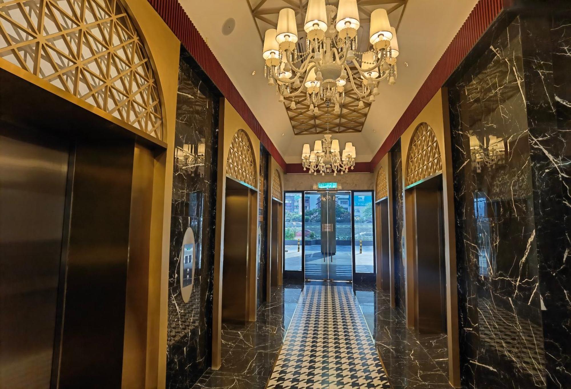 Arte Cheras, 3 X 8 Pax Klcc View Karaoke With Bathtub *